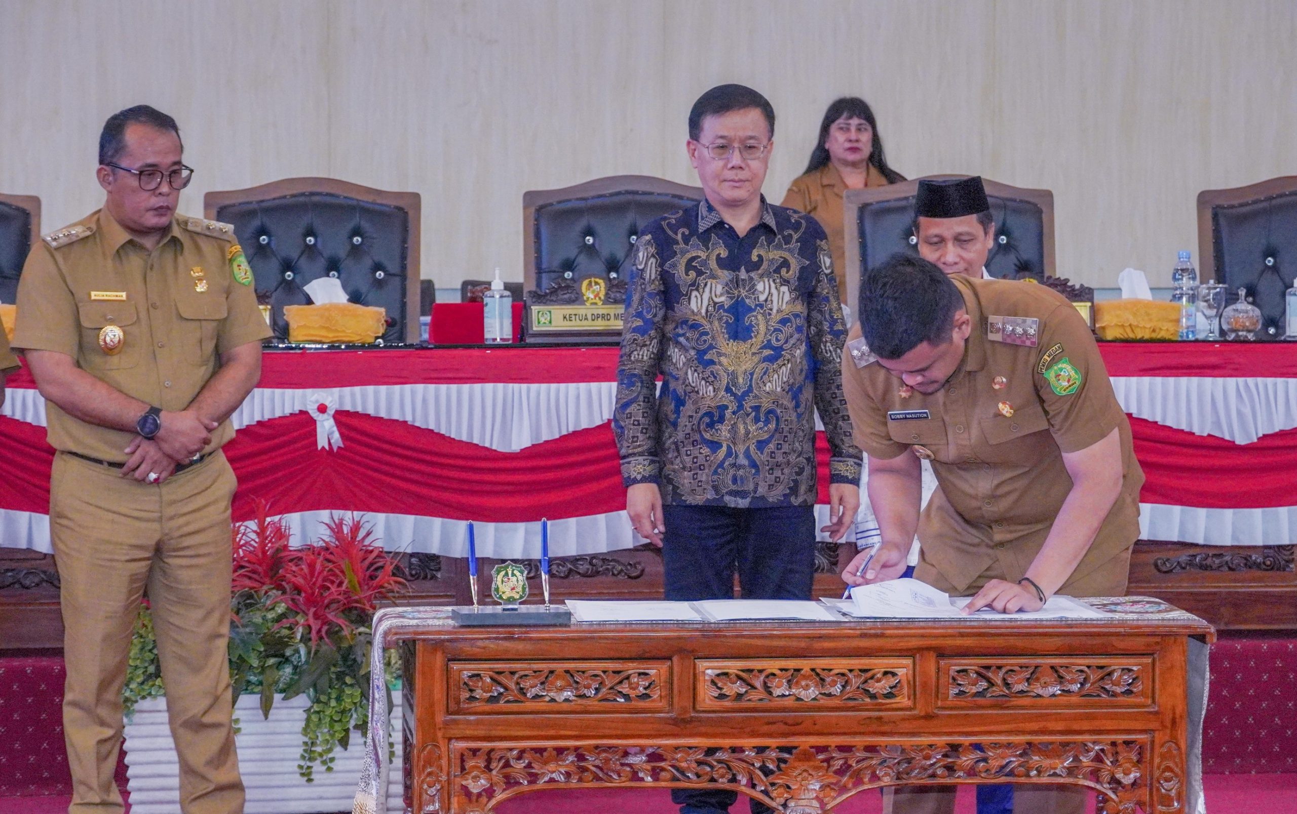 Wali Kota Medan dan Ketua DPRD Teken Kesepakatan Anggaran 2024 untuk Pembangunan Kota yang Lebih Maju