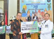 BP Jamsostek Serahkan Manfaat JKK dan JKM Rp 843 Juta Untuk Peserta yang Didaftarkan Pemkab Tapteng