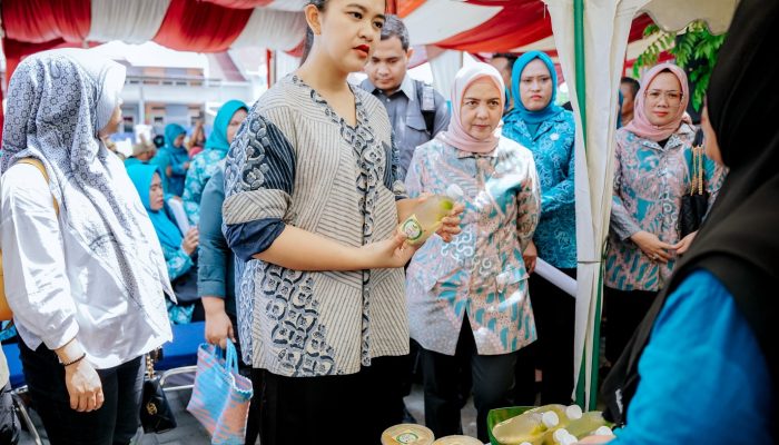 Ketua TP PKK Kota Medan, Ny Kahiyang Ayu, Tingkatkan Pemberdayaan Masyarakat di Kelurahan Tanjung Mulia Hilir
