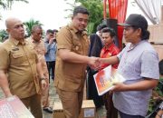 Wali Kota Medan, Bobby Nasution, Serahkan Bantuan dan Dorong Perkembangan UMKM pada Pameran Dagang Lokal