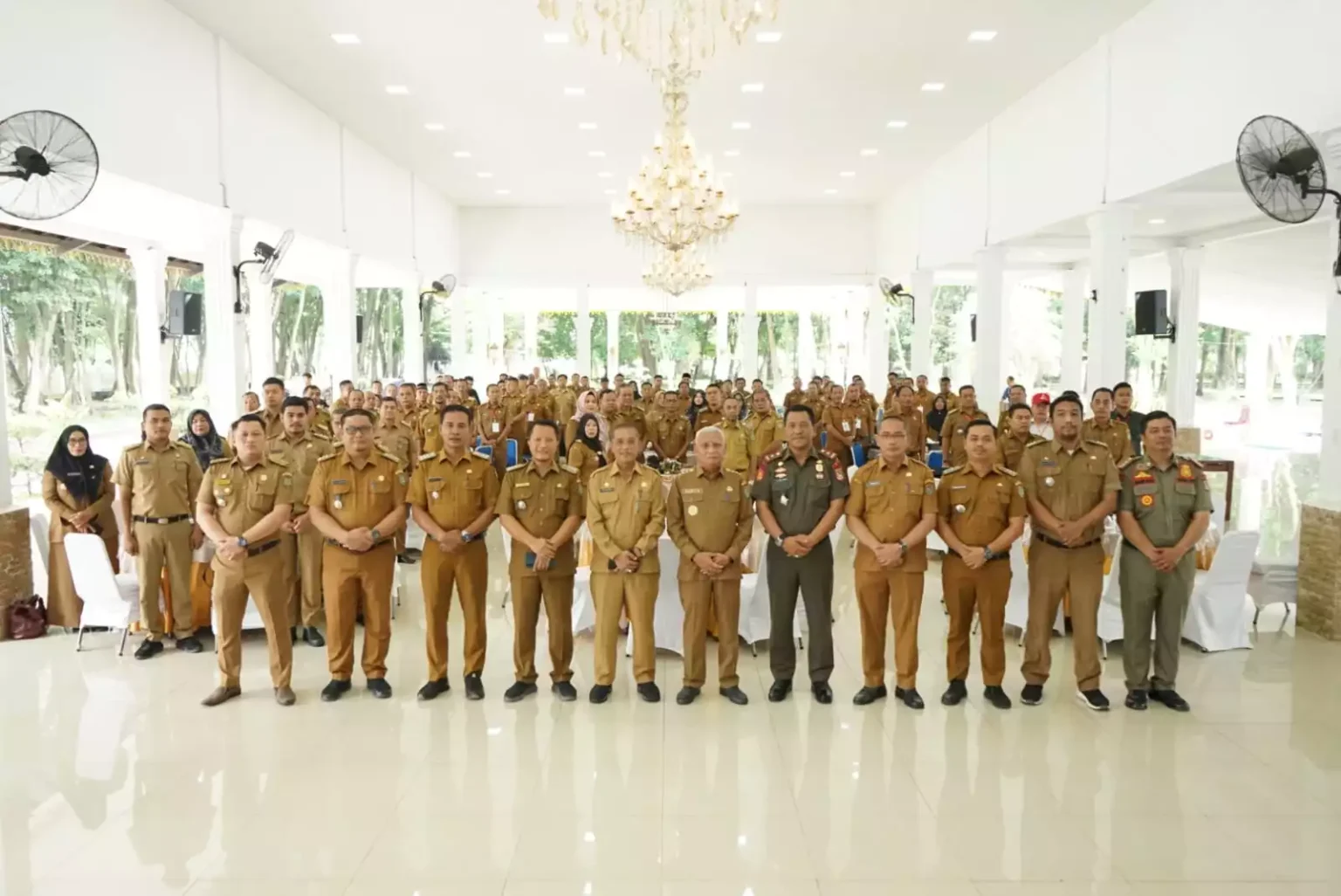 Bupati Asahan Membuka Pemberdayaan Perlindungan Masyarakat untuk Meningkatkan Ketertiban Umum