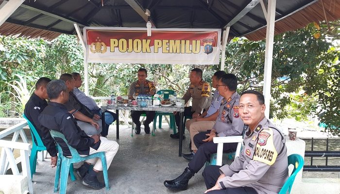 Kapolres Sibolga Bersama KPU Bahas Isu Penting di Pojok Pemilu