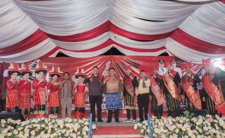 Bupati Dairi Hadiri Gendang Guro-Guro Aron Muda-Mudi Tigalingga Mburo Ate Tedeh untuk Melestarikan Budaya Karo