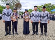 Sekda Tapteng Berikan Penghargaan Kepada Siswa SMP 2 Pandan Pemenang Olimpiade Tingkat Nasional dan Provinsi