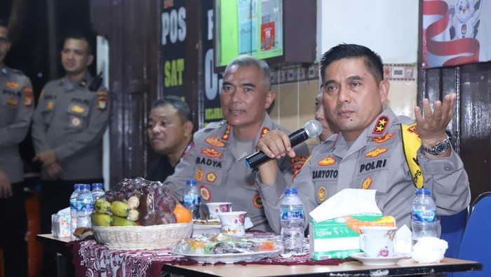 Kapolda Metro Jaya Awasi Satkamling di RW 03 Bangka: Pemilu Harus Berlangsung Aman dan Damai