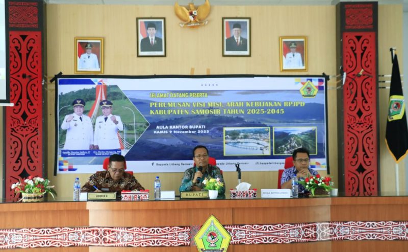 Perumusan RPJPD Kabupaten Samosir Tahun 2025-2045 Dibuka oleh Asisten III Bupati