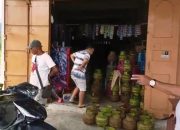 Disperindag Tapteng Sidak Toko Kelontong, Temukan Pelanggaran Distribusi Gas Elpiji 3 Kg Bersubsidi