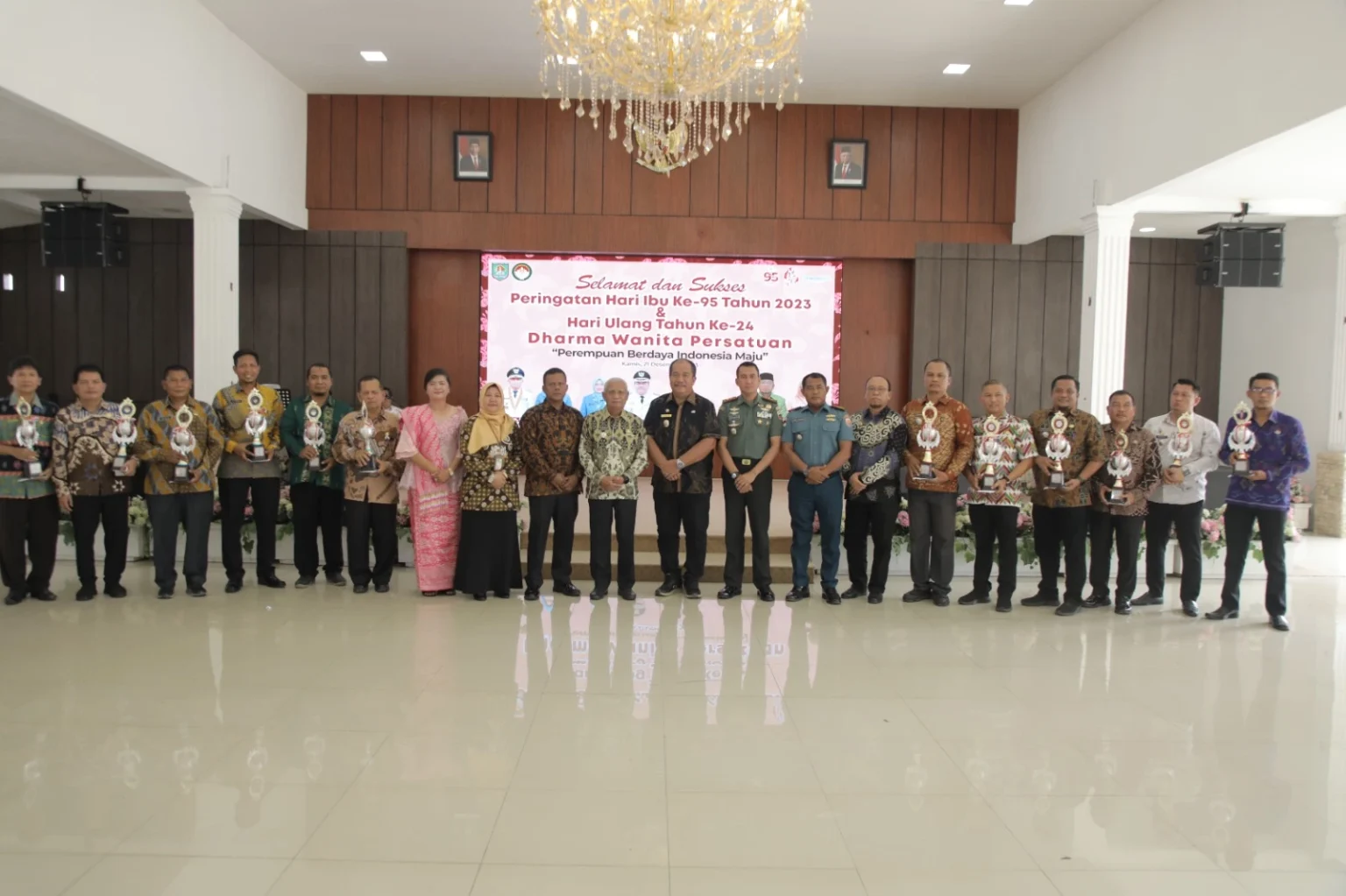 Bupati Asahan Sambut Peringatan Hari Ibu ke-95 dengan Harapan Meningkatkan Peran Perempuan dalam Pembangunan