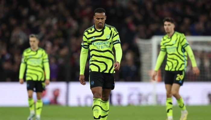 Angin Kencang dan Eksekusi Peluang Buruk, Arsenal Terpeleset Lawan Aston Villa