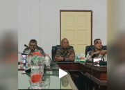 Pj Bupati Gelar Konferensi Pers Terkait Dugaan Pungli BOK dan Jaspel di Tapteng