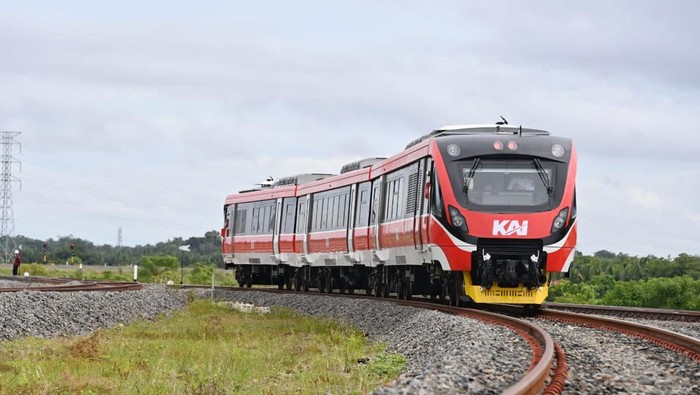 Kementerian Perhubungan Rampungkan Proyek Strategis Nasional di Sektor Perkeretaapian
