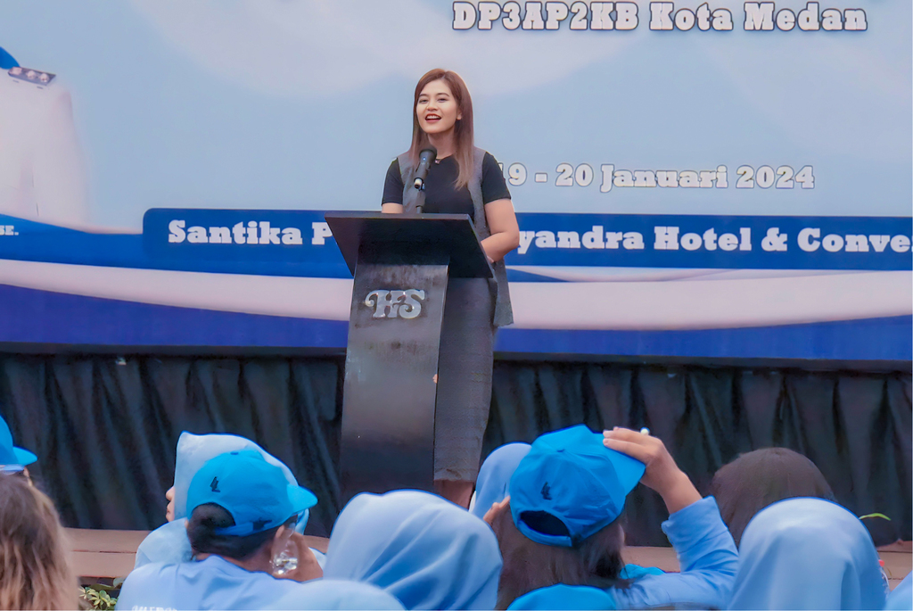 Kahiyang Ayu Muhammad Bobby Afif Nasution Hadir di Outbound Penyuluh Keluarga Berencana Medan