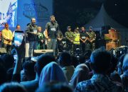 Pesona Harmoni “Semarak Malam Pergantian Tahun 2023-2024 Kolaborasi Medan Berkah” Memukau dengan Drone Light Show di Lapangan Benteng Medan