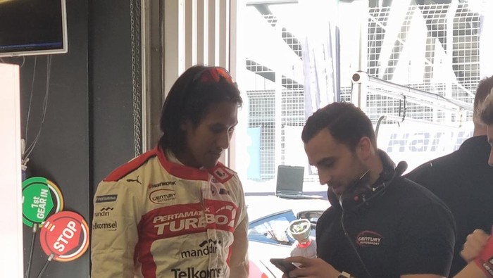 Sean Gelael Tanpa Valentino Rossi, Optimis Raih Hasil Terbaik di 24H Dubai