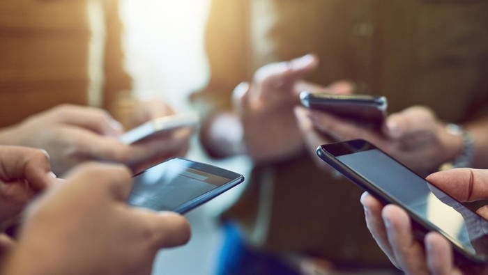 Wacana Internet Gratis Terguncang: Ganjar-Mahfud Berjanji, Ahli Telekomunikasi Soroti Kendala