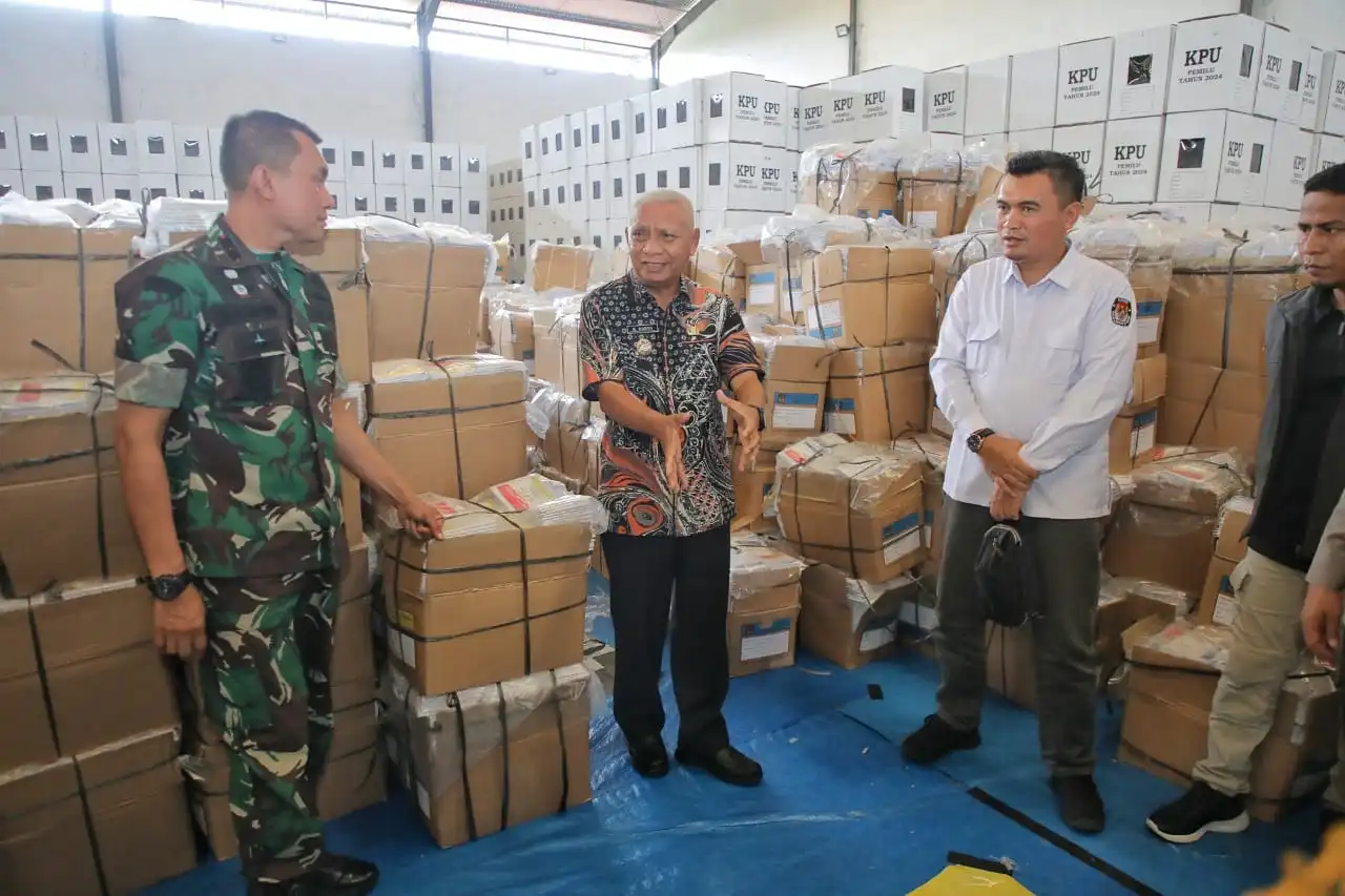 Bupati Asahan dan Forkopimda Tinjau Gudang Logistik Pemilu 2024 untuk Memastikan Kelancaran Proses
