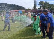 Damkar Tapteng Latih Siswa TK Bunayya Cara Memadamkan Api