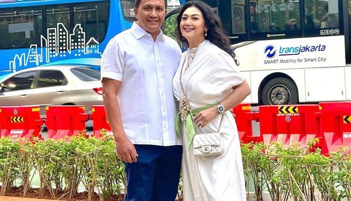 Bella Saphira Ungkap Kehidupan sebagai Ibu Rumah Tangga setelah Menikah dengan Letjen (Purn) Agus Surya Bakti