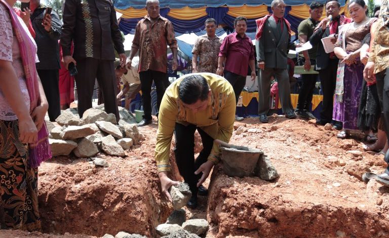 Bupati Dairi Resmikan Pembangunan Gereja GBKP Kuta Buluh