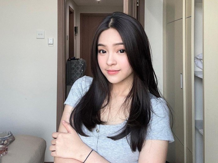 Elsa Japasal atau Eca AURA: Perjalanan Karier dari TikTok ke TV