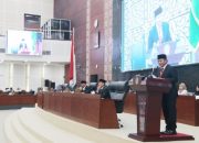Penjabat Gubernur Sumut dan Wakil Ketua DPRD Sumut Tandatangani Dua Ranperda