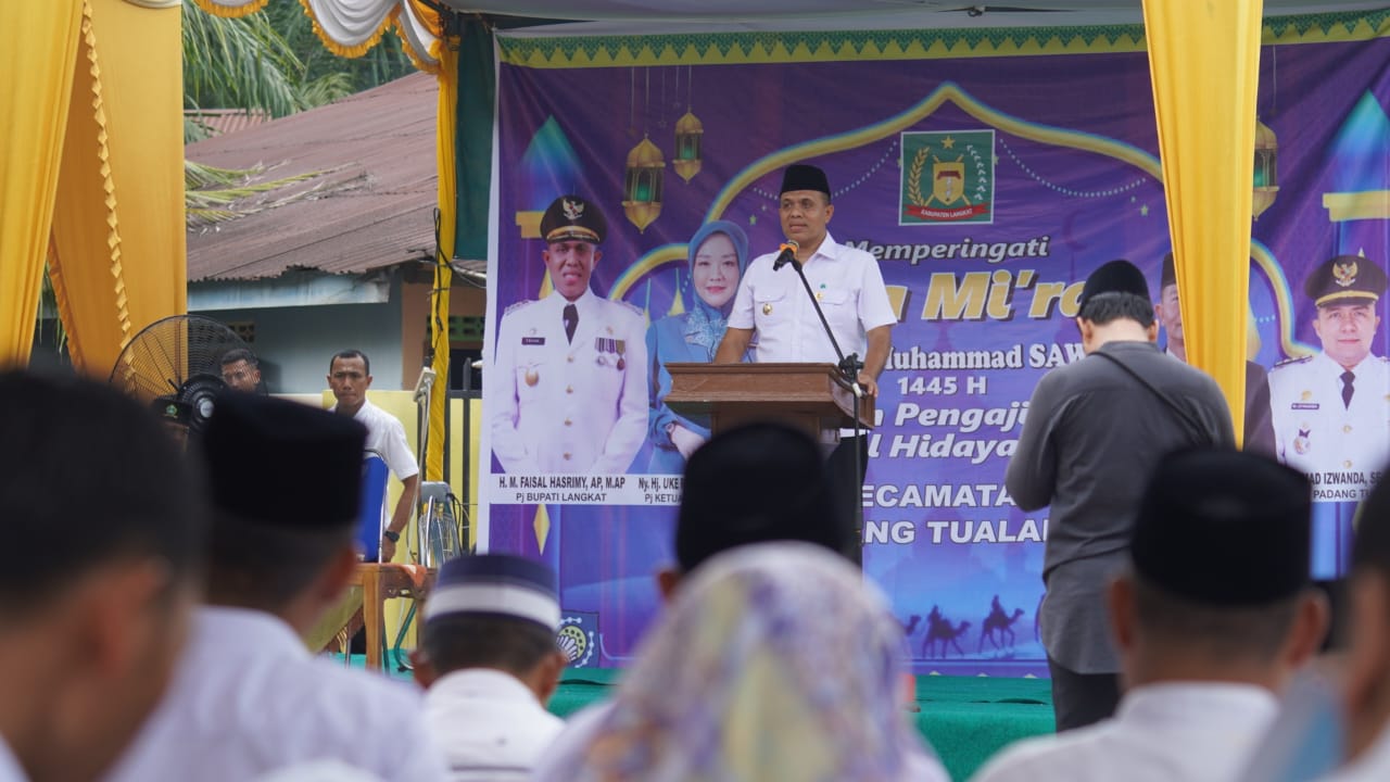 Peringatan Isra Mi'raj di Padang Tualang Disambut dengan Kehadiran Pj Bupati Langkat