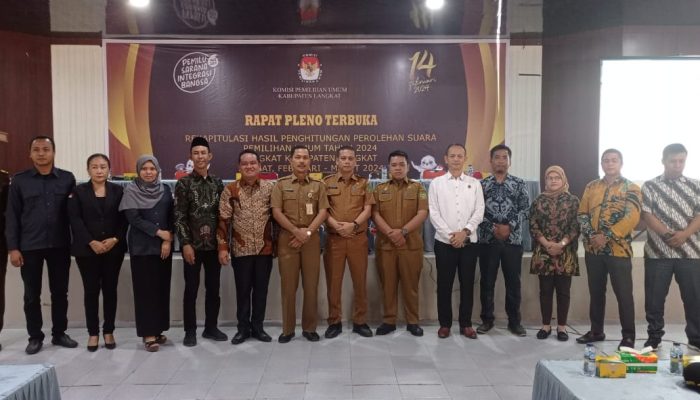 Pj.Bupati Langkat dan Staf Ahli Hadiri Rapat Pleno Terbuka Rekapitulasi Hasil Pemilu 2024