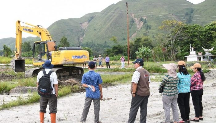 Upaya Pemulihan Lahan Pertanian Pasca Banjir Bandang di Kenegerian Sihotang