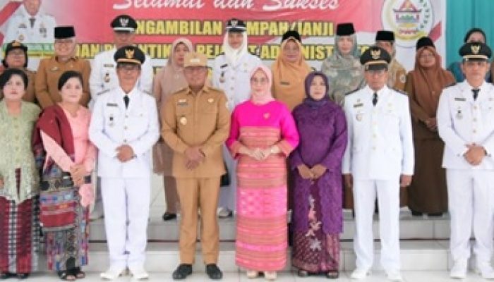 Pj Bupati Kembali Lantik Pejabat Baru Pemkab Tapteng