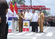 Presiden Jokowi dan Bupati Asahan Resmikan Pelaksanaan Inpres Jalan Daerah di Kota Tanjung Balai, Sumatera Utara
