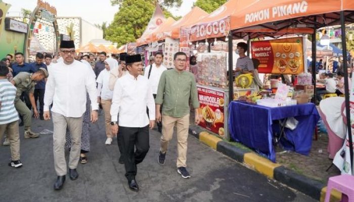 Pj Gubernur Sumatera Utara Mendorong Pemberdayaan Ekonomi Melalui Pesona Ramadan 1445 H