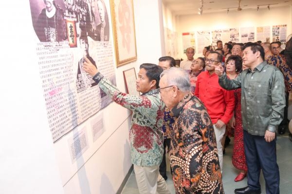 Pj Gubernur Sumut Resmikan Galeri Sejarah Tionghoa, Perkuat Pemahaman Sejarah dan Kontribusi Etnis Tionghoa