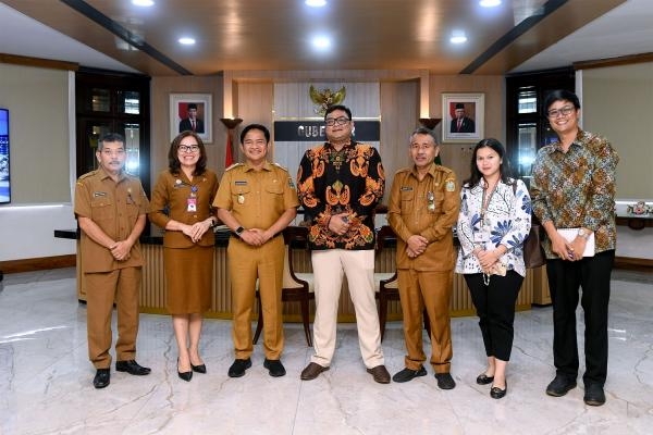 Pj Gubernur Sumut Terima Kunjungan Konjen India, Dorong Kerja Sama Ekonomi dan Budaya
