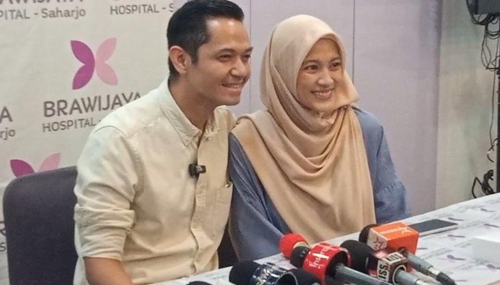 Dude Harlino dan Alyssa Soebandono Sambut Kedatangan Anak Perempuan Ketiga