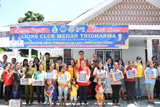 Lions Club Medan Tridharma Sumbangkan Bantuan kepada Pemerintah Kabupaten Samosir