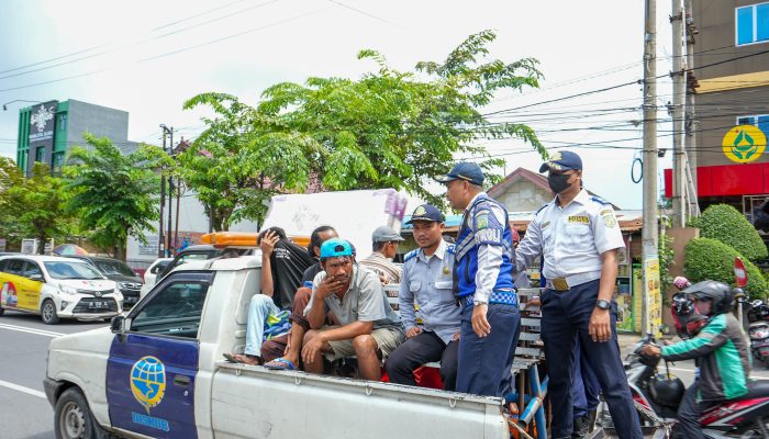 Pemko Medan Bersama Polrestabes Lakukan Razia Pungli Parkir