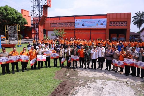 Pemprov Sumut Salurkan Bantuan Alat Kebencanaan Senilai Rp1,8 Miliar