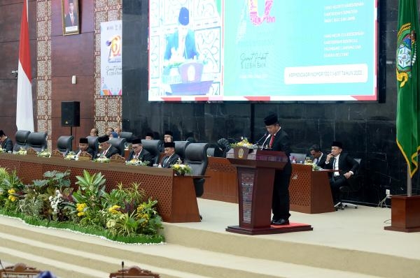 Pj Gubernur Sumatera Utara Laporkan Capaian Tahun 2023 pada Rapat Paripurna