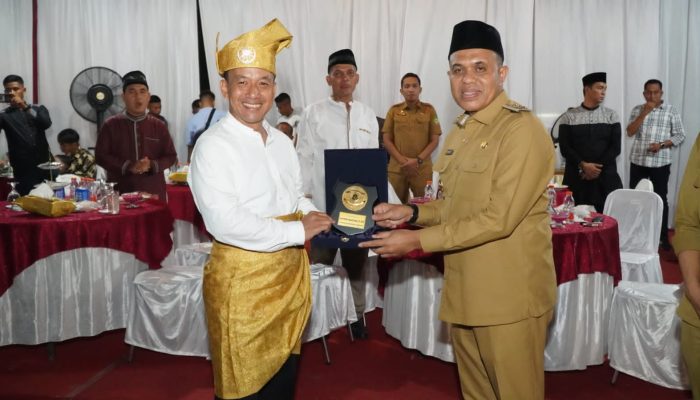 Sinergi dan Kekeluargaan Terjalin dalam Buka Puasa Bersama Keluarga Besar Yonif 8 Marinir Harimau Putih