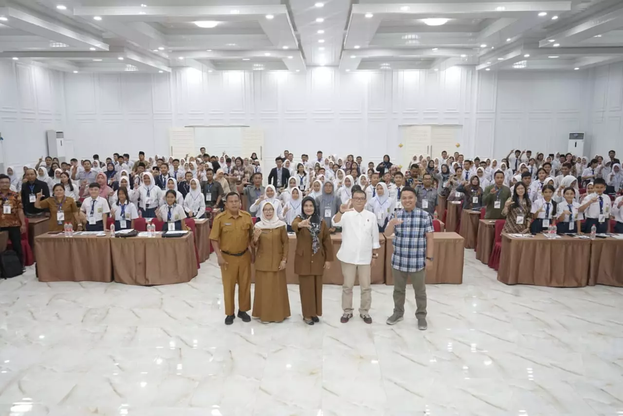 Gelar Seminar "Sosialisasi Internet Sehat" untuk Siswa SMP di Kabupaten Asahan