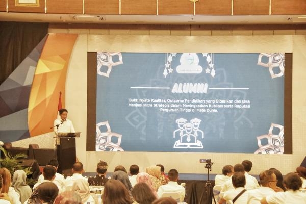 Pj Gubernur Sumut Ajak KAGAMA UGM Jalin Kolaborasi untuk Pembangunan Daerah