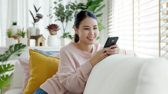 Trik Mudah Membaca Pesan WhatsApp Tanpa Membuka Chat