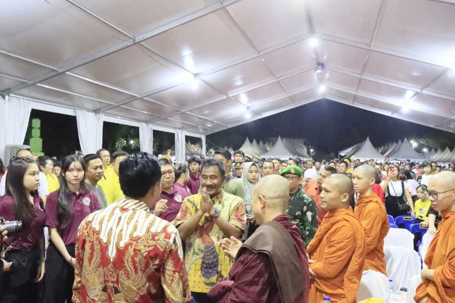 Perayaan Tri Suci Waisak di Binjai: Memperingati Keharmonisan dan Kebudayaan Bersama