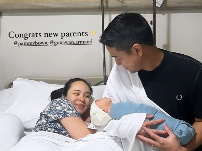 Pamela Bowie Melahirkan Anak Pertama, Wajah Lucu dan Tampan Jadi Sorotan