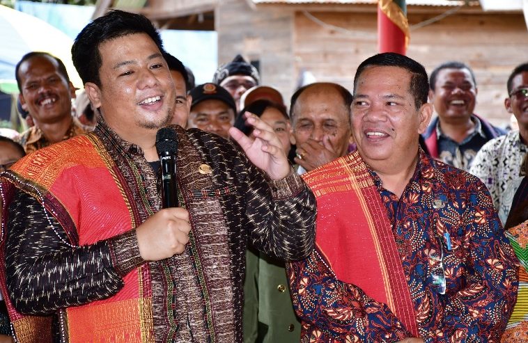 Bupati Samosir Vandiko T. Gultom Hadiri Pesta Mangalahat Horbo di Desa Salaon Tongatonga