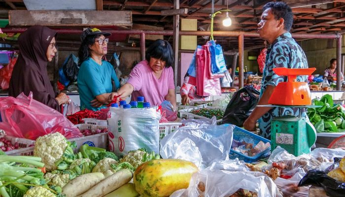 PUD Pasar Intensifkan Kebersihan Jelang Penilaian Adipura 2024