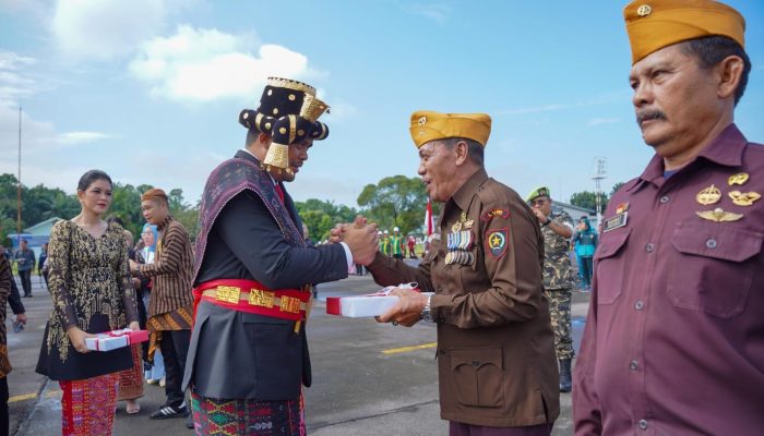 Upacara Pengibaran Bendera HUT ke-79 RI di Medan Berlangsung Khidmat dan Meriah