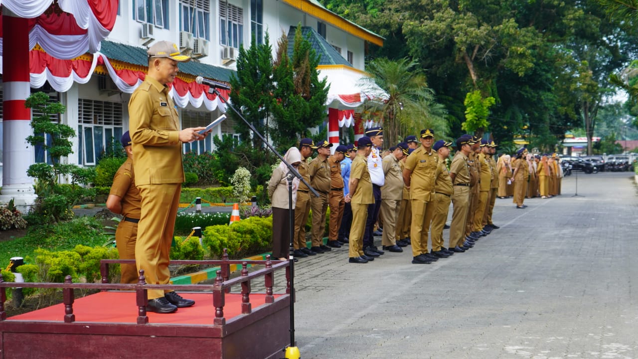 Pemkab Langkat Tegaskan Komitmen Revitalisasi Pertanian pada Apel Gabungan ASN