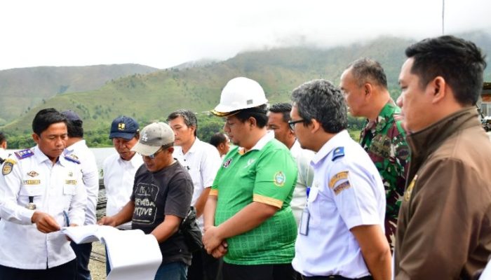 Bupati Samosir Monitoring Pembangunan Dermaga Kapal di Sibea-bea, Harap Tingkatkan Akses Wisata