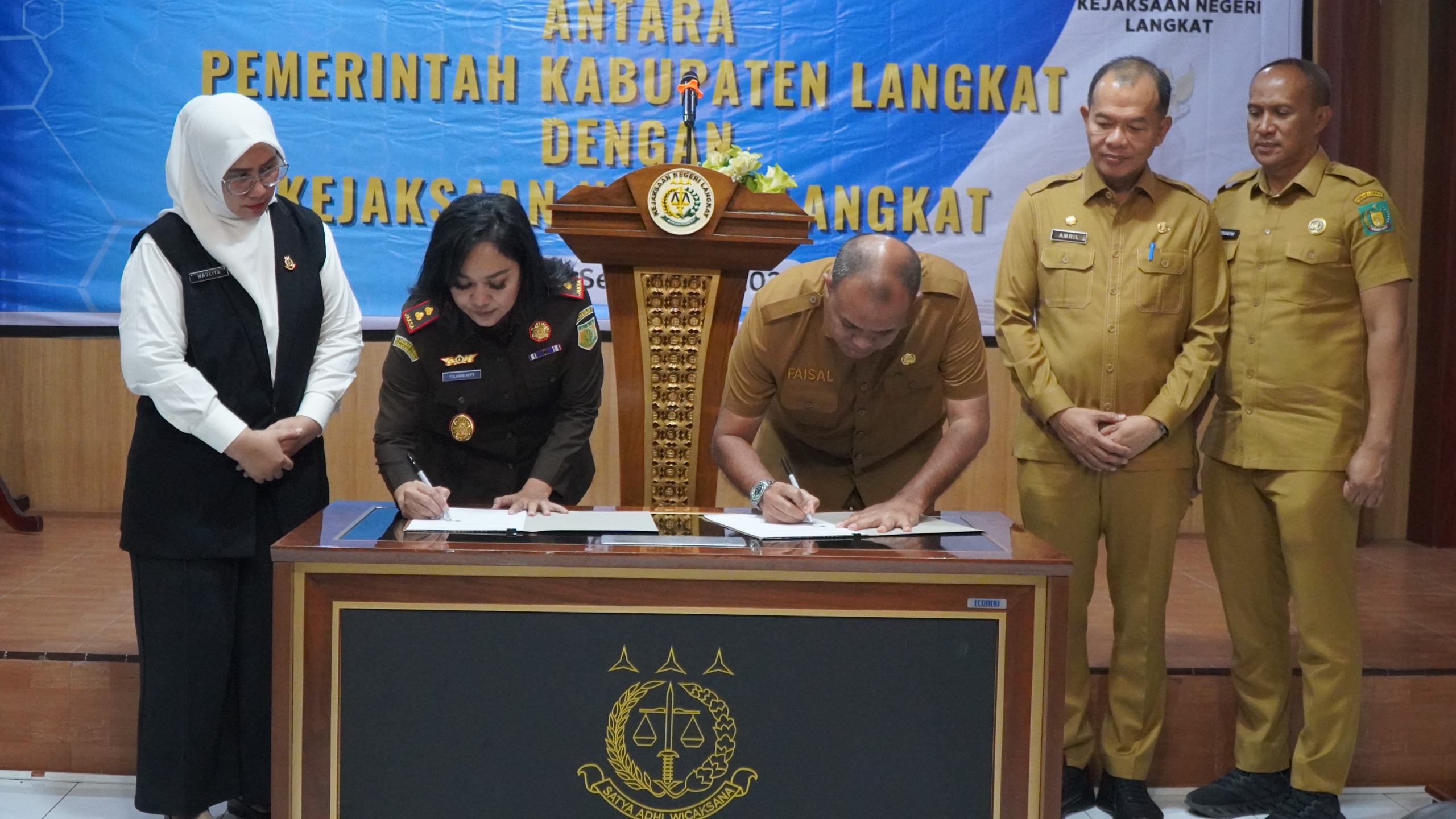 Pj Bupati Langkat Tanda Tangani MoU dengan Kejaksaan Negeri untuk Penegakan Hukum
